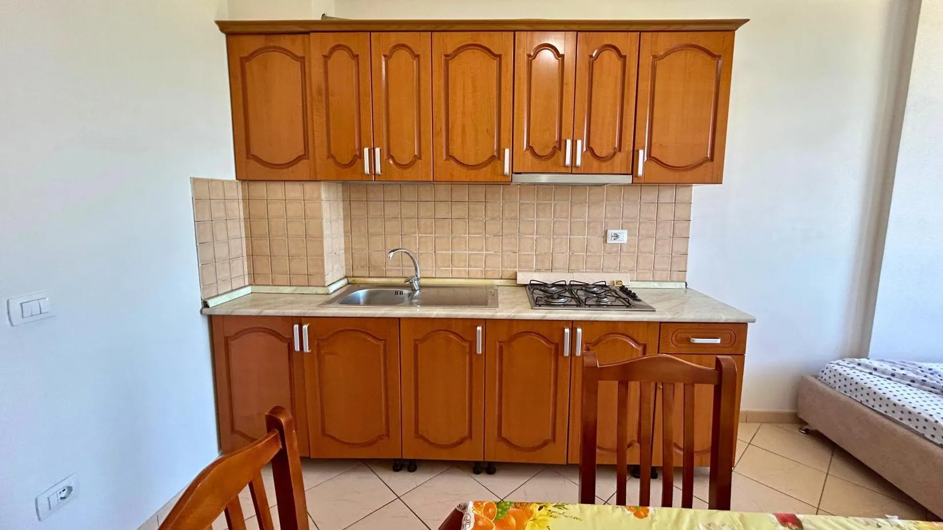 Onis Sea View Apartments Orikum 0*,  Albanië