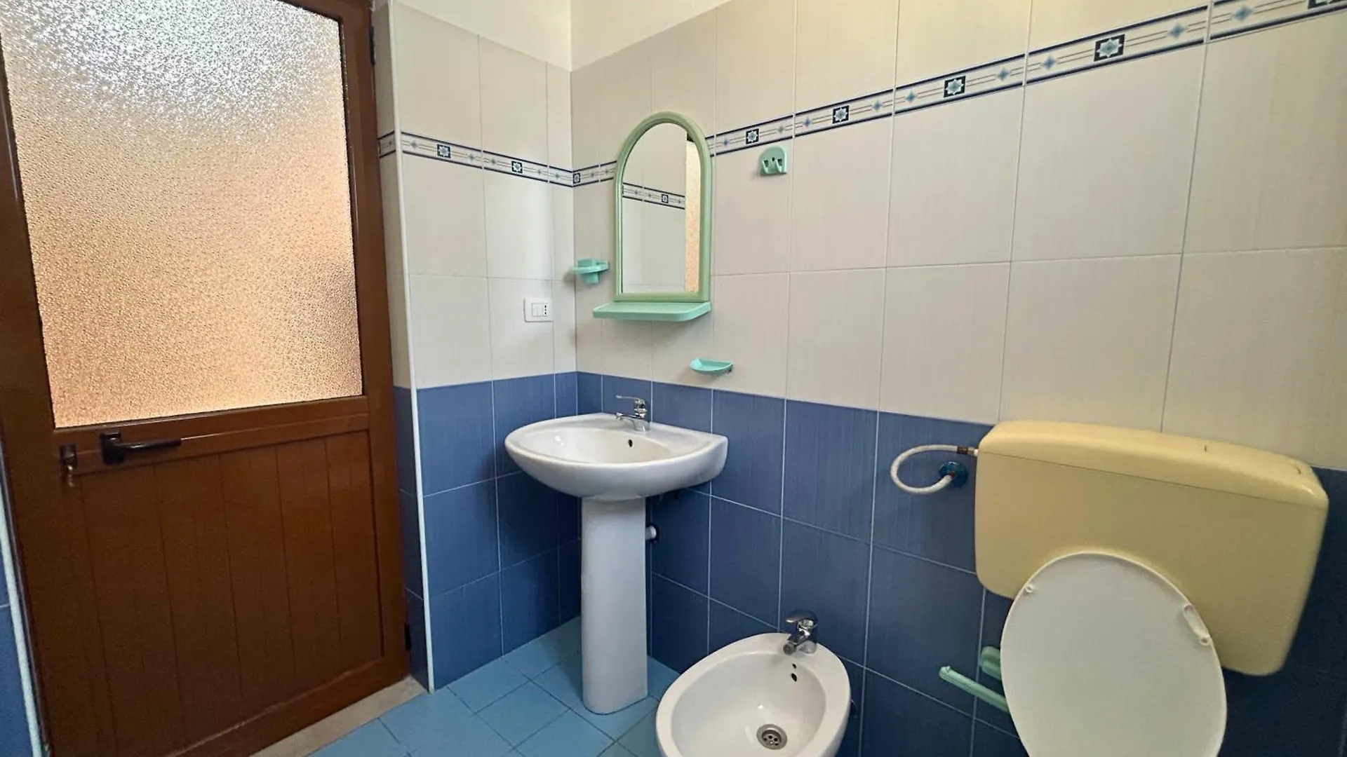 Onis Sea View Apartments Orikum